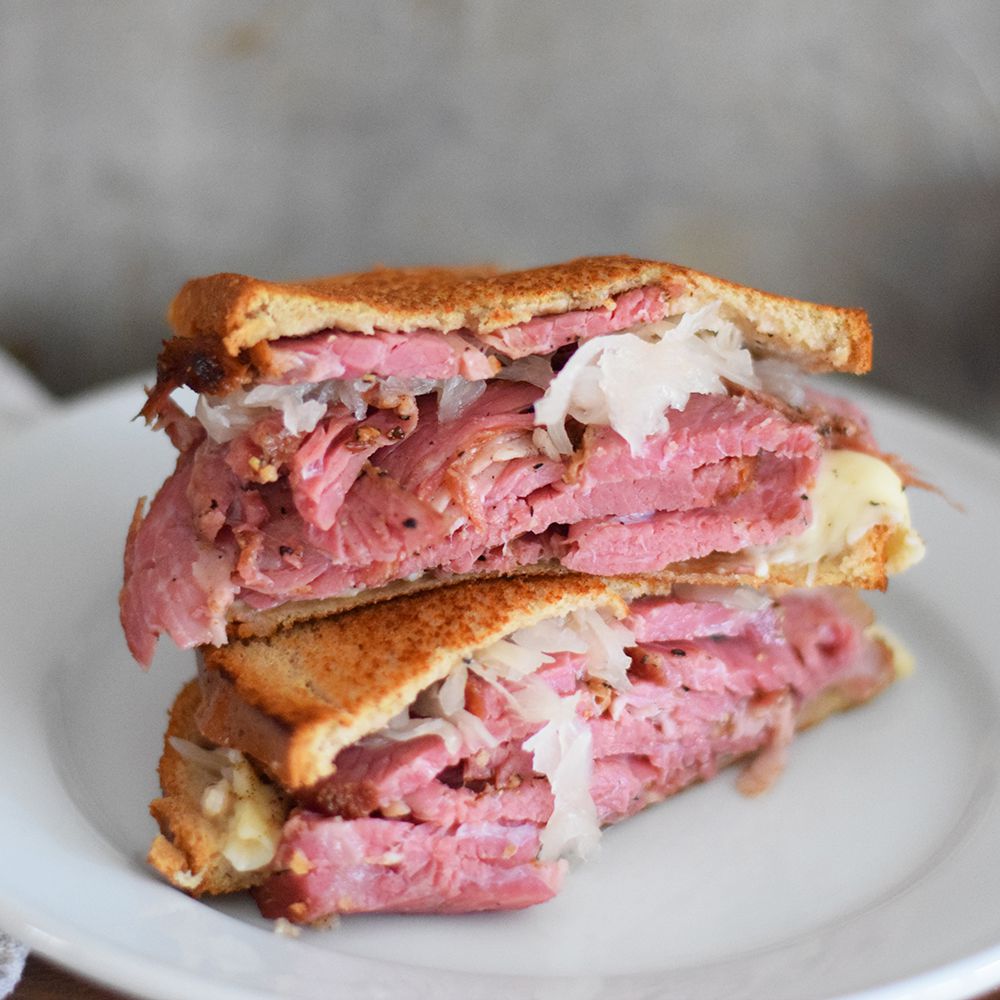 thành phố new york Một loại sandwich cổ điển của người Do Thái- Pastrami